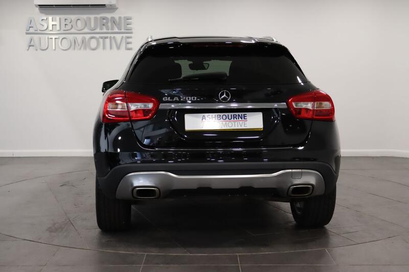 MERCEDES-BENZ GLA CLASS 1.6 GLA200 Sport 2019