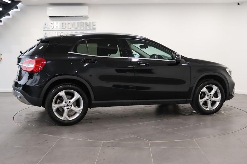 MERCEDES-BENZ GLA CLASS 1.6 GLA200 Sport 2019