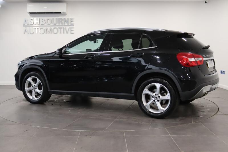 MERCEDES-BENZ GLA CLASS 1.6 GLA200 Sport 2019