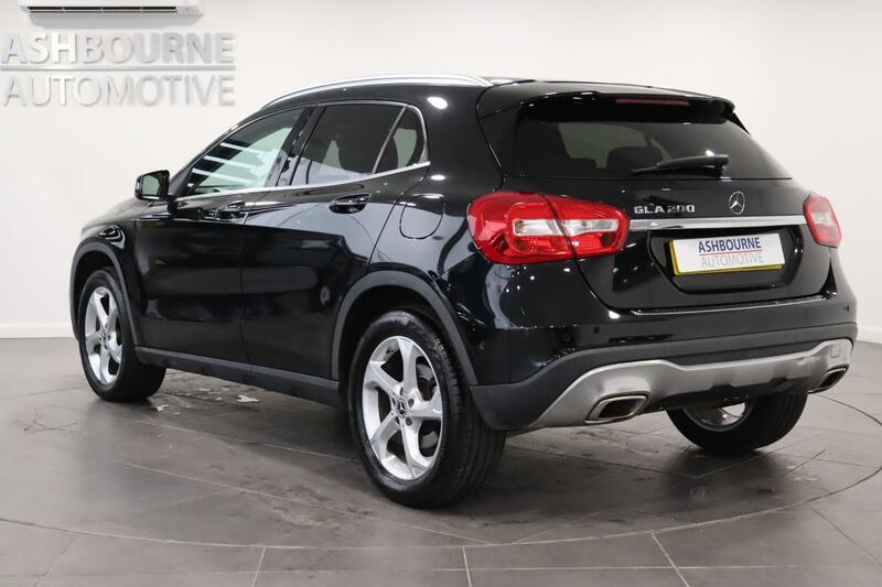 MERCEDES-BENZ GLA CLASS 1.6 GLA200 Sport 2019
