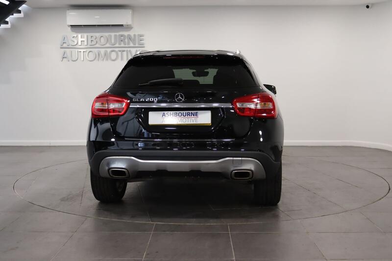 MERCEDES-BENZ GLA CLASS 1.6 GLA200 Sport 2019