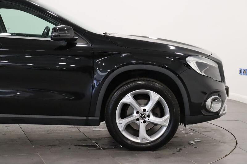 MERCEDES-BENZ GLA CLASS 1.6 GLA200 Sport 2019