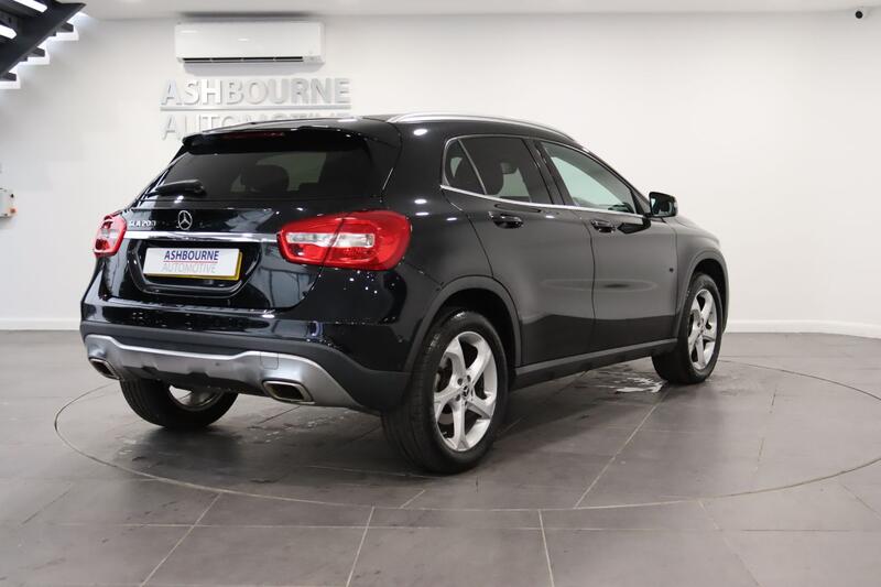 MERCEDES-BENZ GLA CLASS 1.6 GLA200 Sport 2019