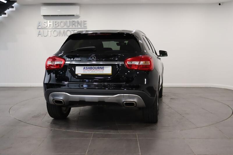 MERCEDES-BENZ GLA CLASS 1.6 GLA200 Sport 2019