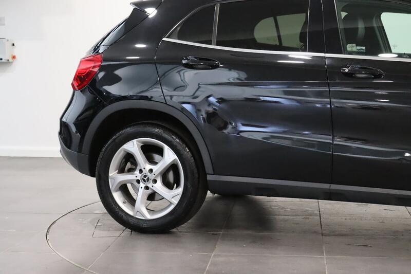 MERCEDES-BENZ GLA CLASS 1.6 GLA200 Sport 2019