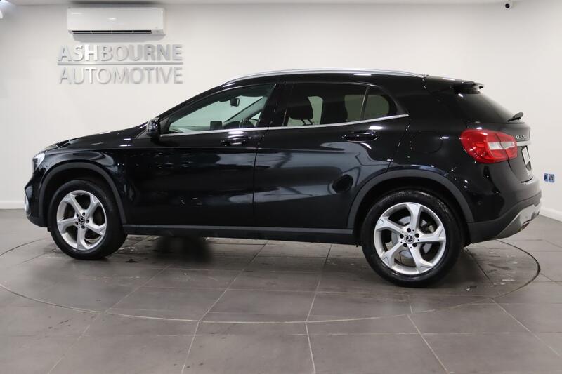 MERCEDES-BENZ GLA CLASS 1.6 GLA200 Sport 2019
