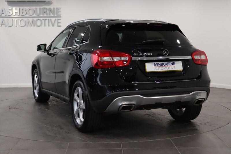 MERCEDES-BENZ GLA CLASS 1.6 GLA200 Sport 2019