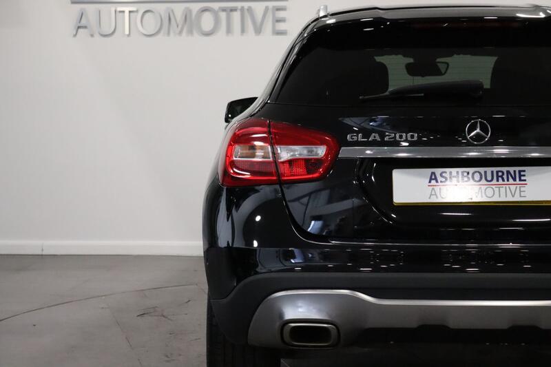 MERCEDES-BENZ GLA CLASS 1.6 GLA200 Sport 2019