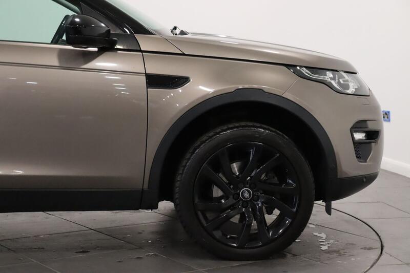 LAND ROVER DISCOVERY SPORT 2.2 SD4 HSE Luxury 2015