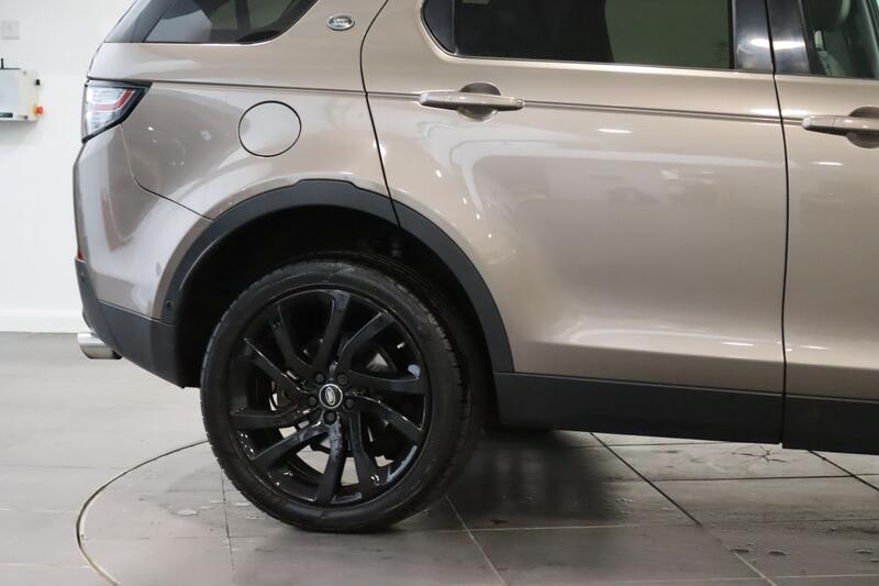 LAND ROVER DISCOVERY SPORT 2.2 SD4 HSE Luxury 2015