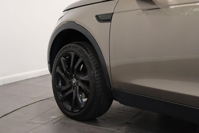 LAND ROVER DISCOVERY SPORT 2.2 SD4 HSE Luxury 2015