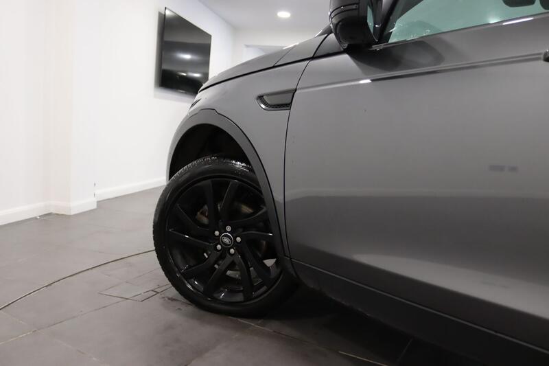 LAND ROVER DISCOVERY SPORT 2.0 TD4 HSE Luxury 2017