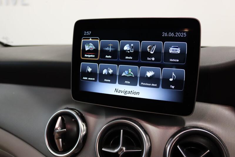 MERCEDES-BENZ GLA CLASS 2.1 GLA200d Sport 2017