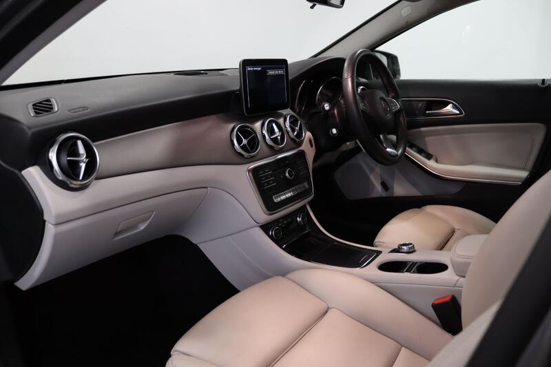 MERCEDES-BENZ GLA CLASS 2.1 GLA200d Sport 2017