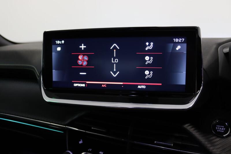 PEUGEOT 2008 1.2 PureTech GT 2021