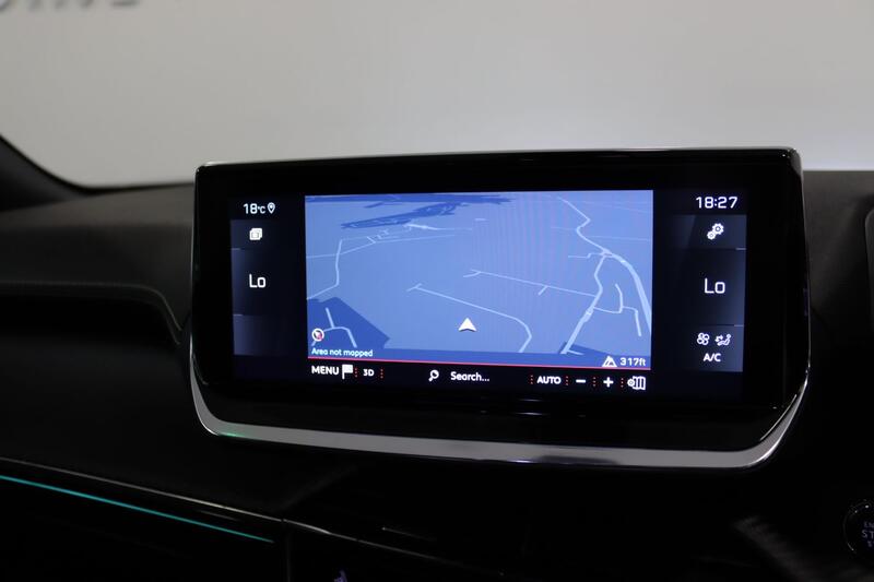 PEUGEOT 2008 1.2 PureTech GT 2021