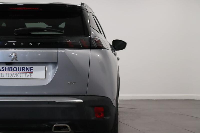 PEUGEOT 2008 1.2 PureTech GT 2021